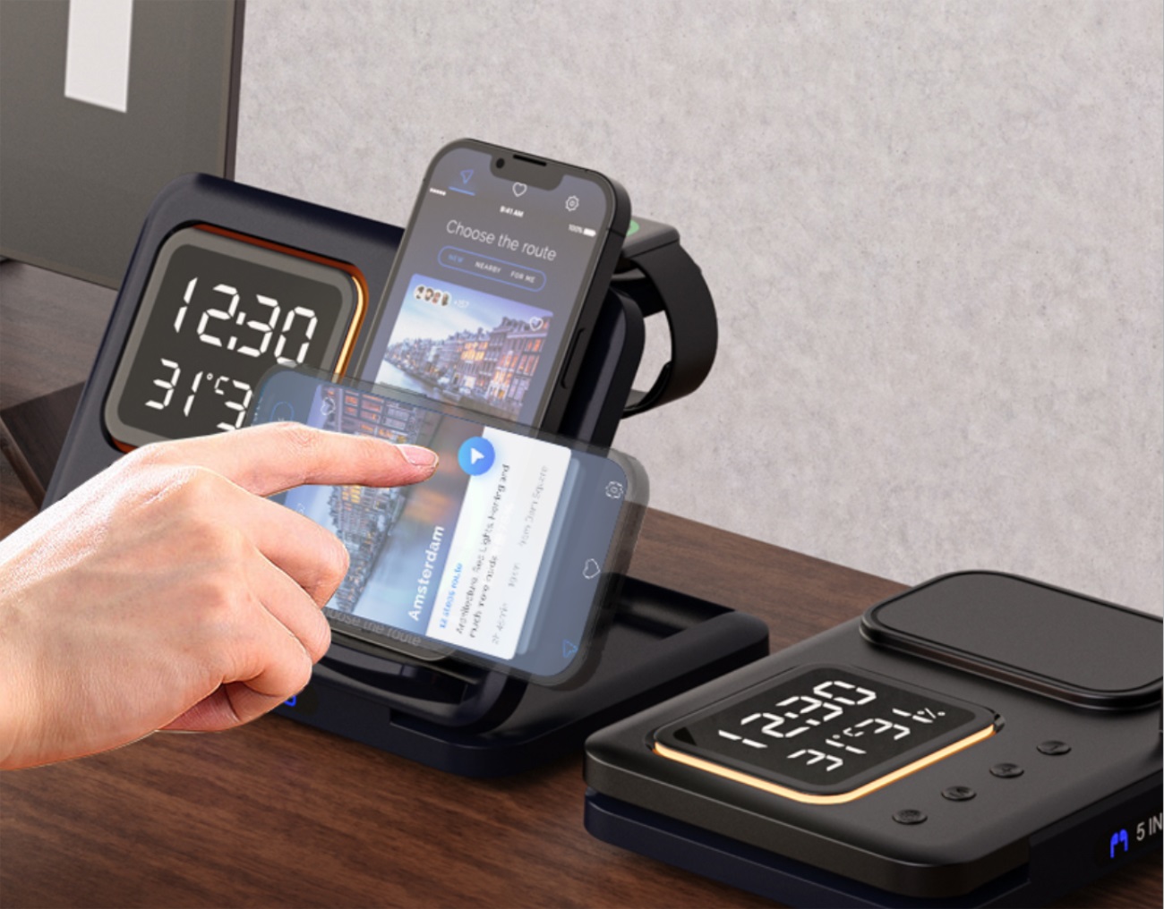 Multifunctional Wireless Charger Foldable 5 In 1 With Display